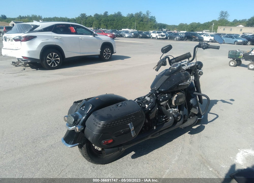 2020 HARLEY-DAVIDSON FLHCS VIN: 1HD1YBK14LB070218