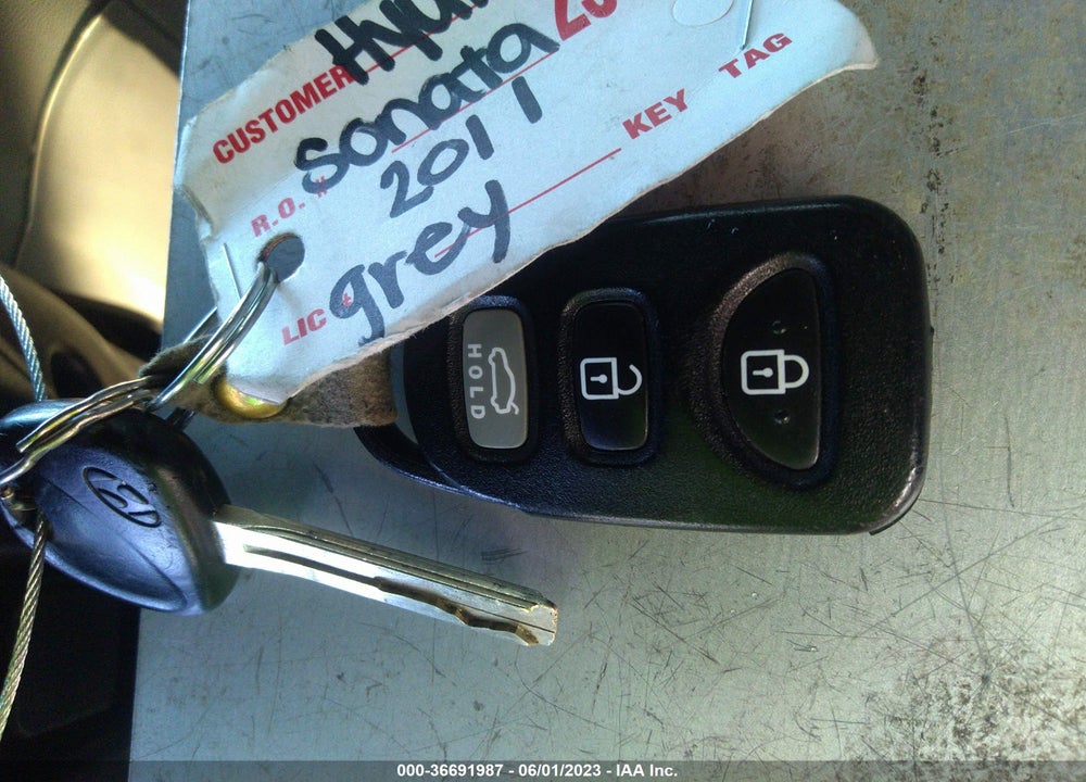 2011 HYUNDAI SONATA GLS VIN: 5NPEB4ACXBH210790