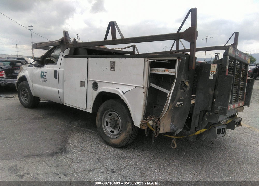 2011 FORD F-350 XL VIN: 1FTBF3A64BEC53646