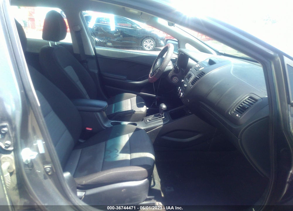 2016 KIA FORTE LX VIN: KNAFK5A85G5655836