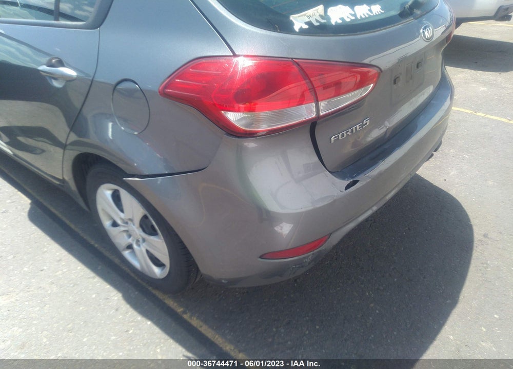 2016 KIA FORTE LX VIN: KNAFK5A85G5655836