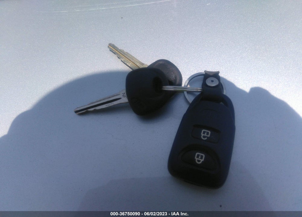 2011 KIA SPORTAGE EX VIN: KNDPC3A23B7018428