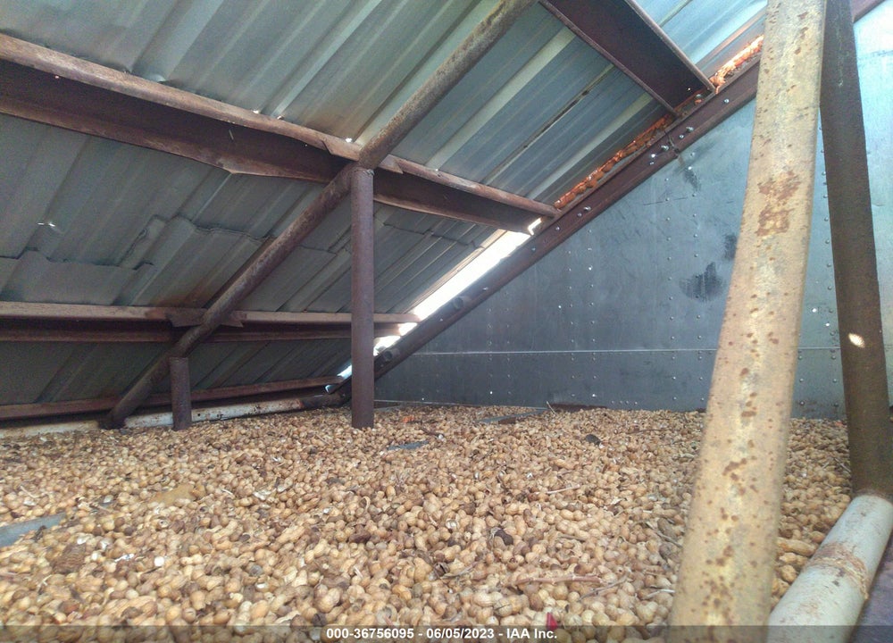 1989 CORNHUSKER 43 FT GRAIN HOPPER VIN: 1T92C432XK0007202
