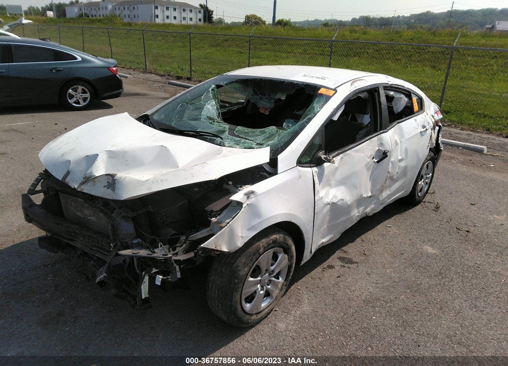 2015 KIA FORTE LX VIN: KNAFX4A69F5260812