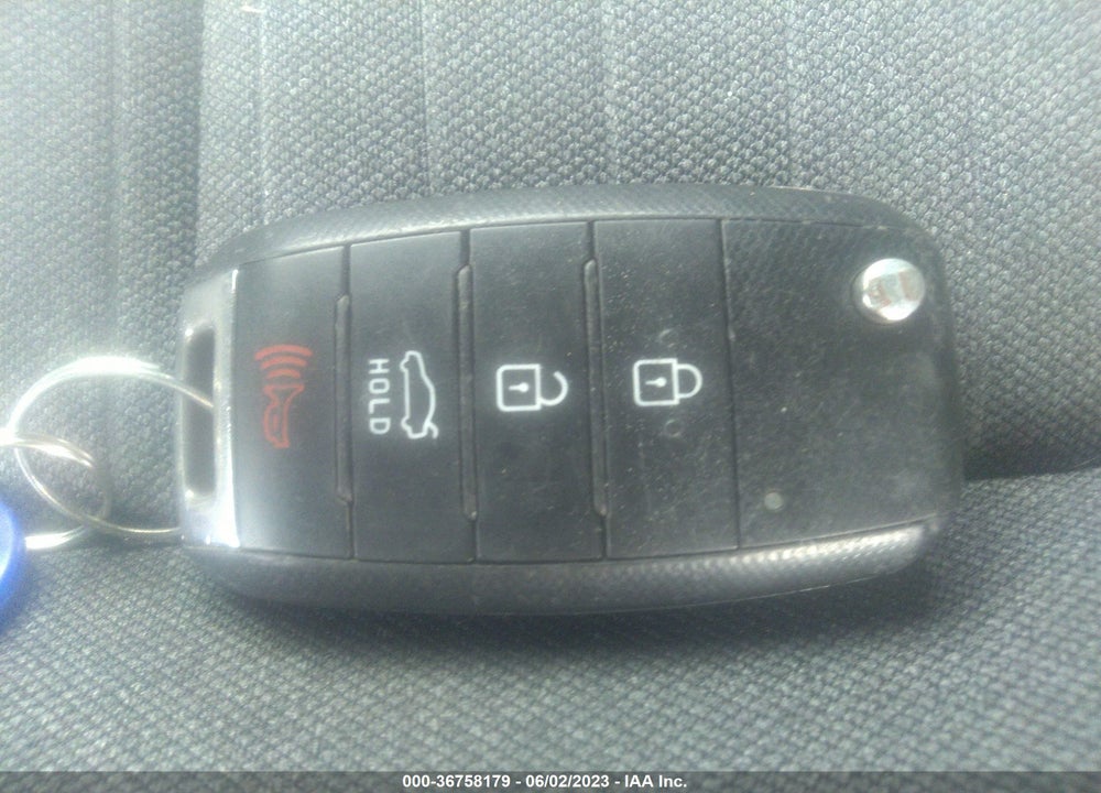 2023 KIA SELTOS S VIN: KNDEU2AA1P7423717