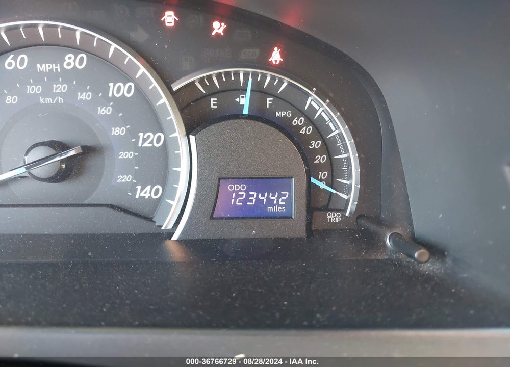 2013 TOYOTA CAMRY VIN: 4T1BF1FKXDU713942