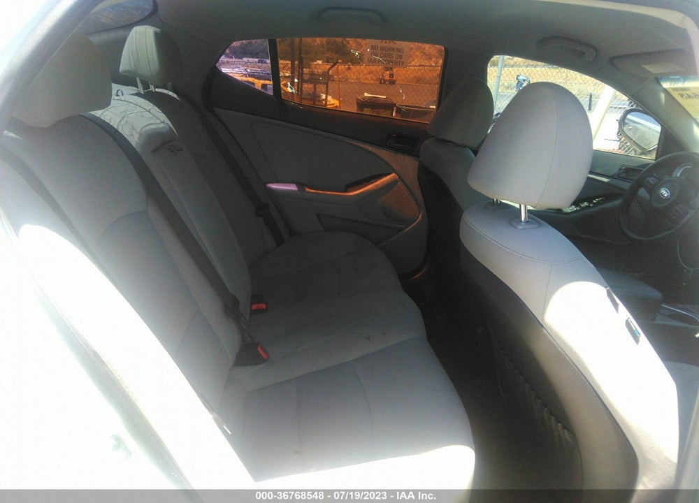 2015 KIA OPTIMA LX VIN: KNAGM4A72F5657915
