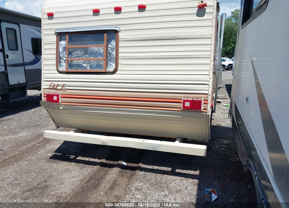1986 KIT ROADRANGER VIN: 1K322BN19GB288021