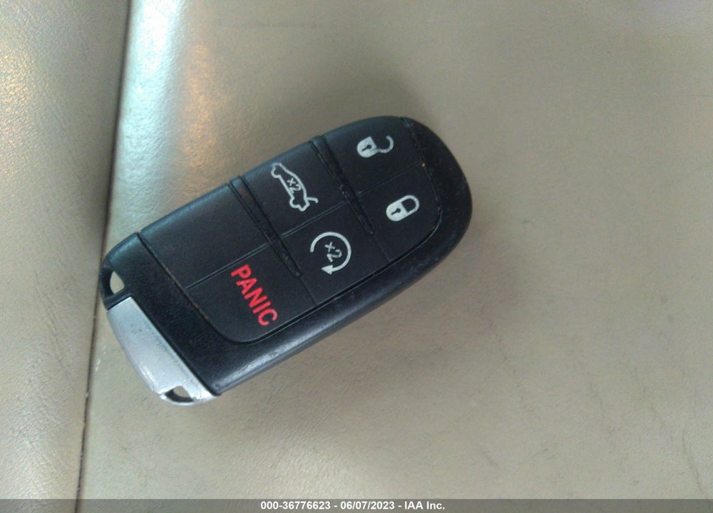 2014 CHRYSLER 300 VIN: 2C3CCARG3EH381716