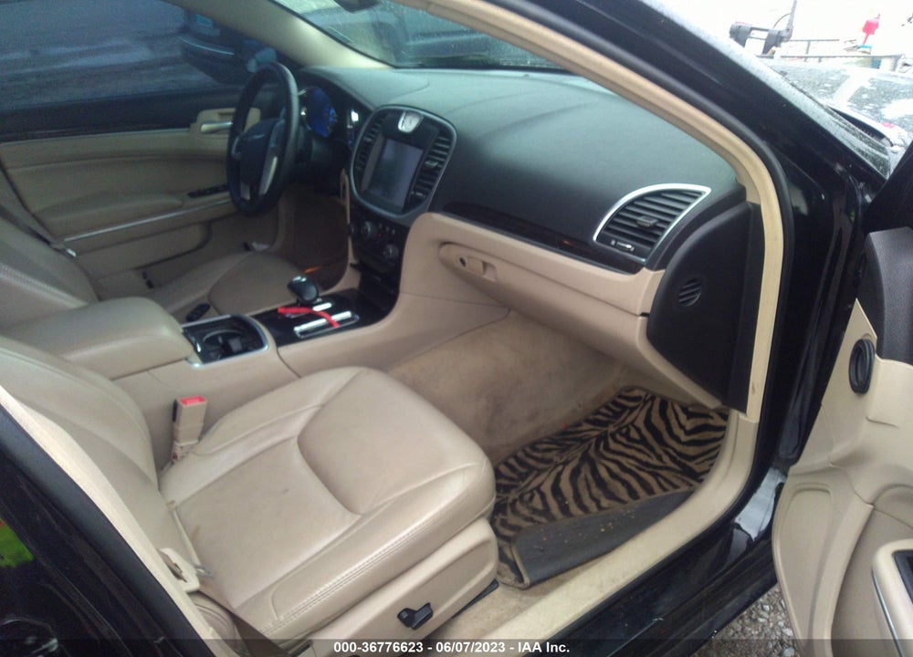 2014 CHRYSLER 300 VIN: 2C3CCARG3EH381716