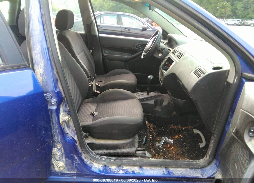 2005 FORD FOCUS ZX5 VIN: 3FAFP37N55R151731