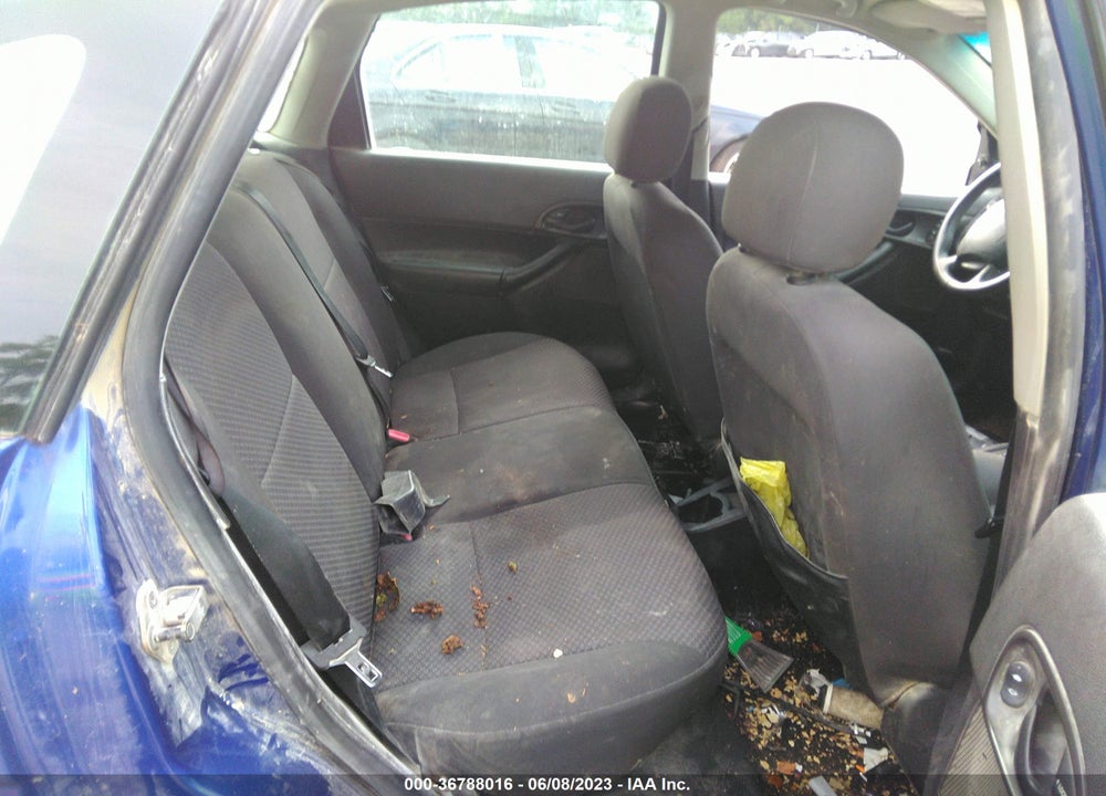 2005 FORD FOCUS ZX5 VIN: 3FAFP37N55R151731