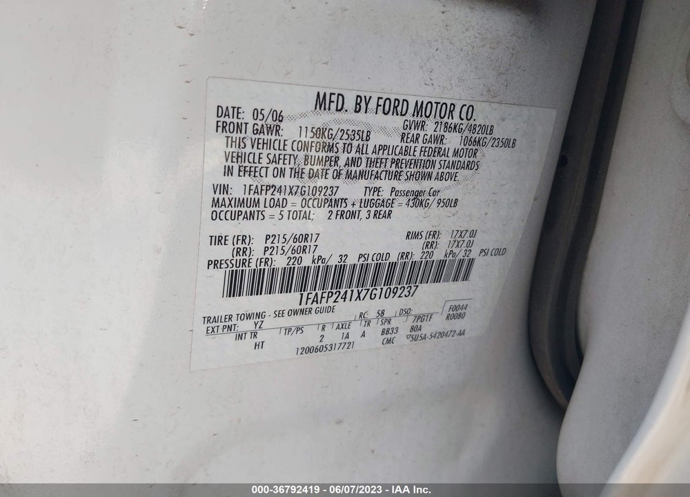 2007 FORD FIVE HUNDRED SEL VIN: 1FAFP241X7G109237