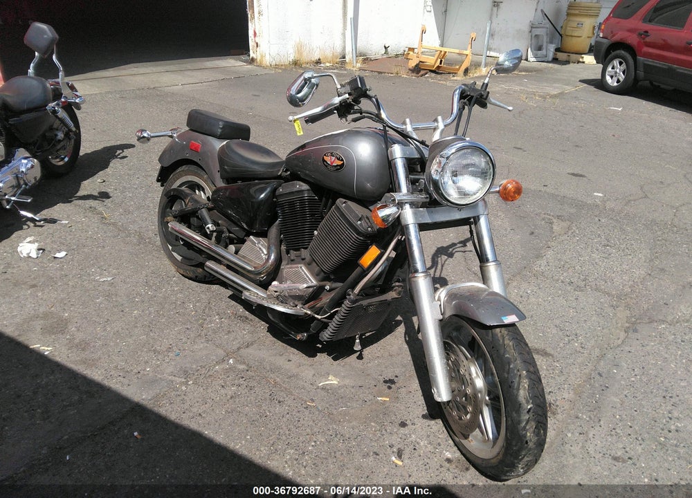 2000 VICTORY MOTORCYCLES V92 SC VIN: 5VPCS15L2Y3001629