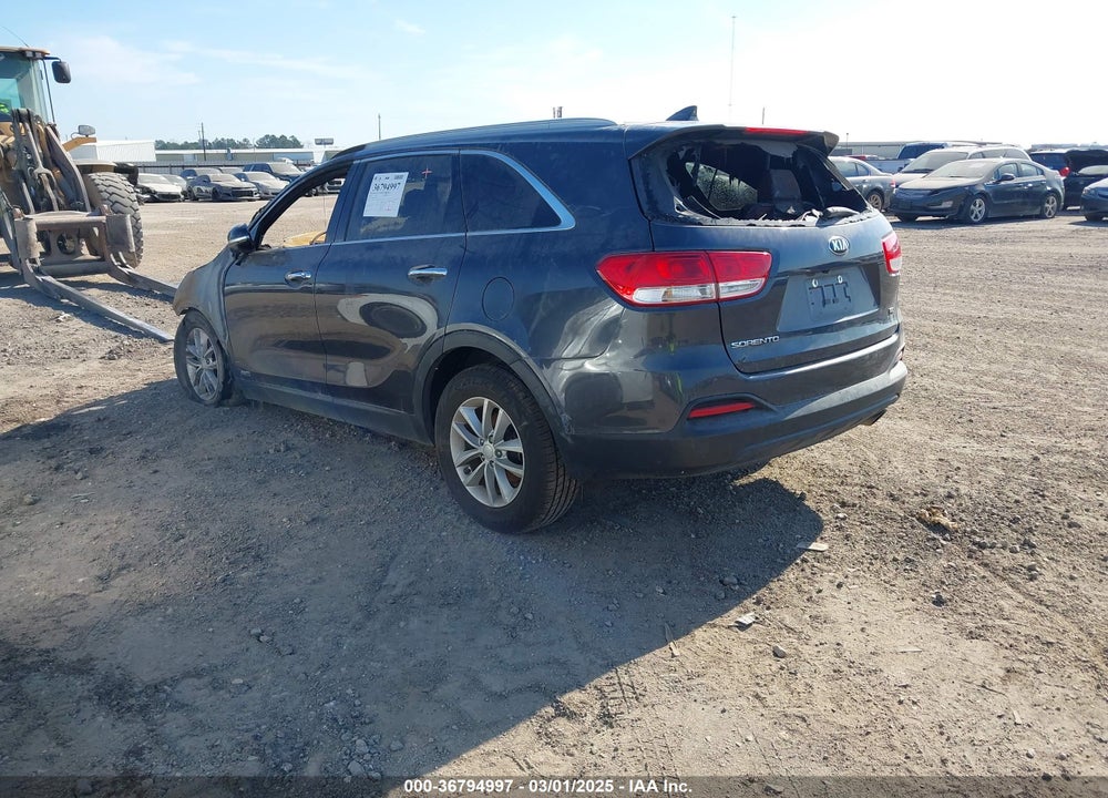 2018 KIA SORENTO VIN: 5XYPGDA35JG347233