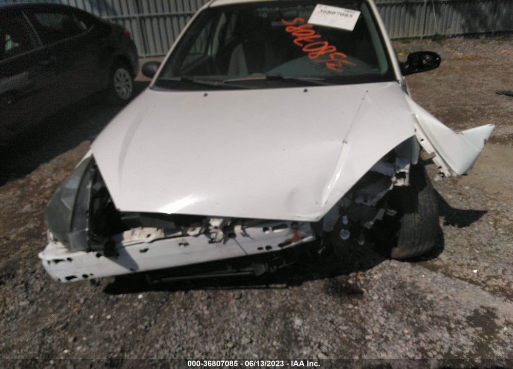 2004 FORD FOCUS ZTS VIN: 1FAFP38Z34W184403