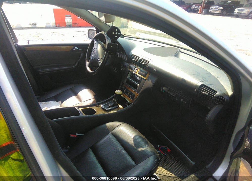 2007 MERCEDES-BENZ C 230 SPORT VIN: WDBRF52H47A951729