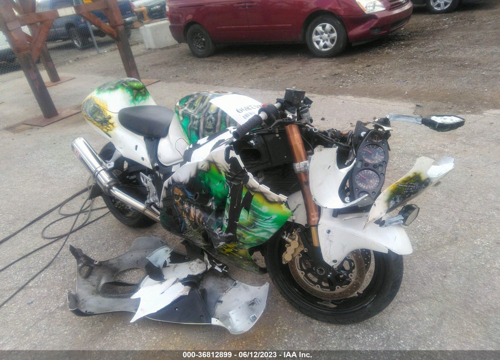 2006 SUZUKI GSX1300 R VIN: JS1GW71A862112288