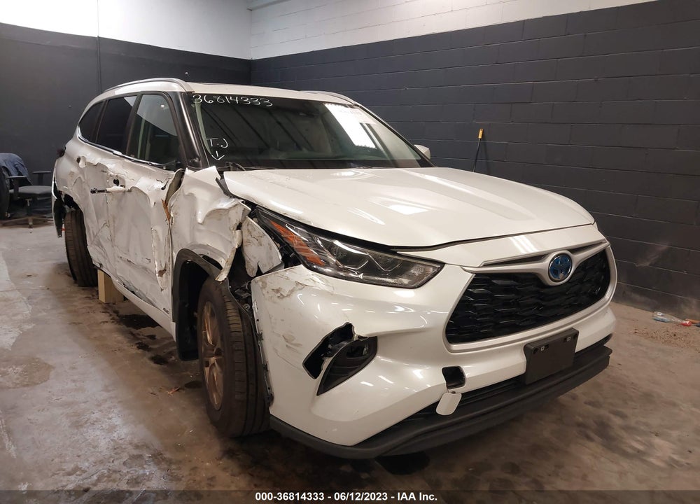 2023 TOYOTA HIGHLANDER HYBRID XLE BRONZE VIN: 5TDABRCH3PS566813
