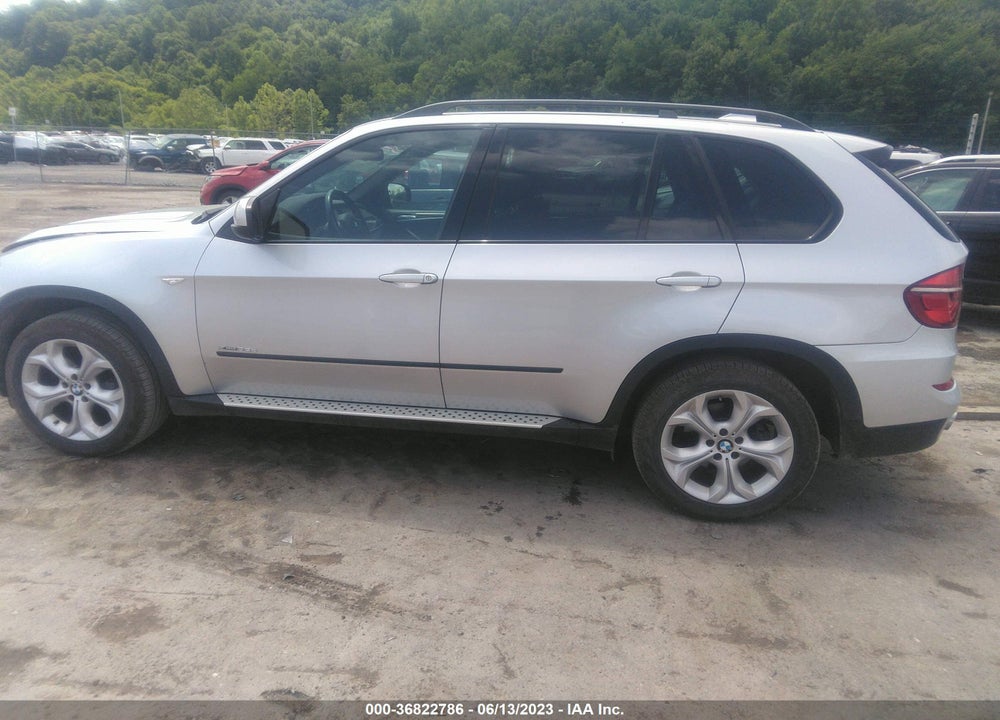2013 BMW X5 XDRIVE35D VIN: 5UXZW0C50D0B93433