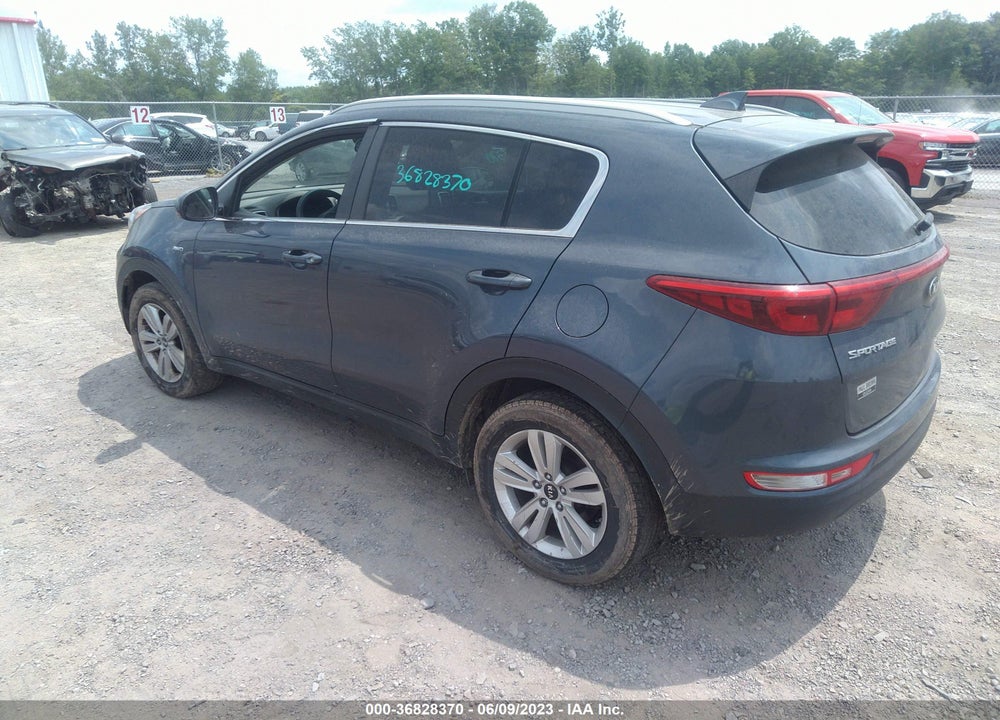 2018 KIA SPORTAGE LX VIN: KNDPMCACXJ7353853
