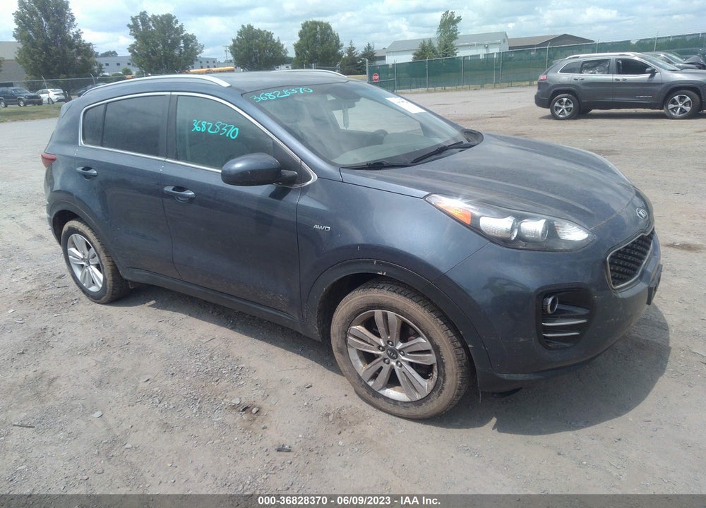 2018 KIA SPORTAGE LX VIN: KNDPMCACXJ7353853