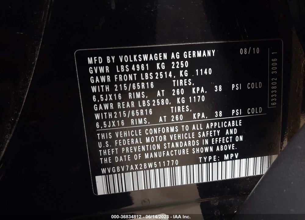2011 VOLKSWAGEN TIGUAN S VIN: WVGBV7AX2BW511770