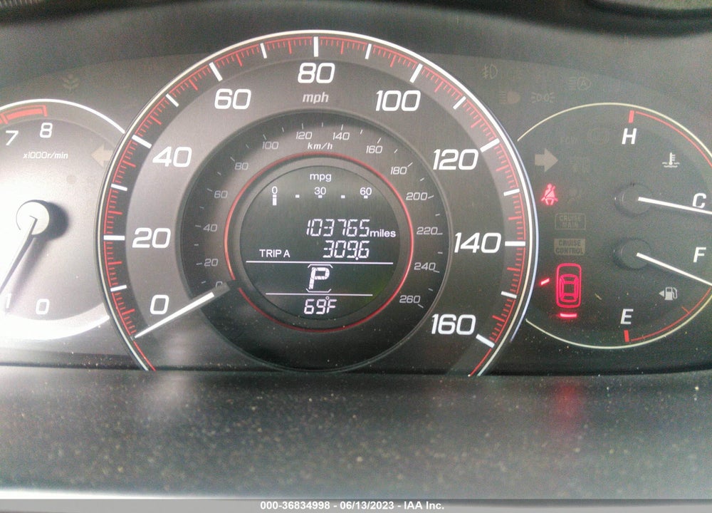 2015 HONDA ACCORD EX-L V-6 VIN: 1HGCT2B88FA002831