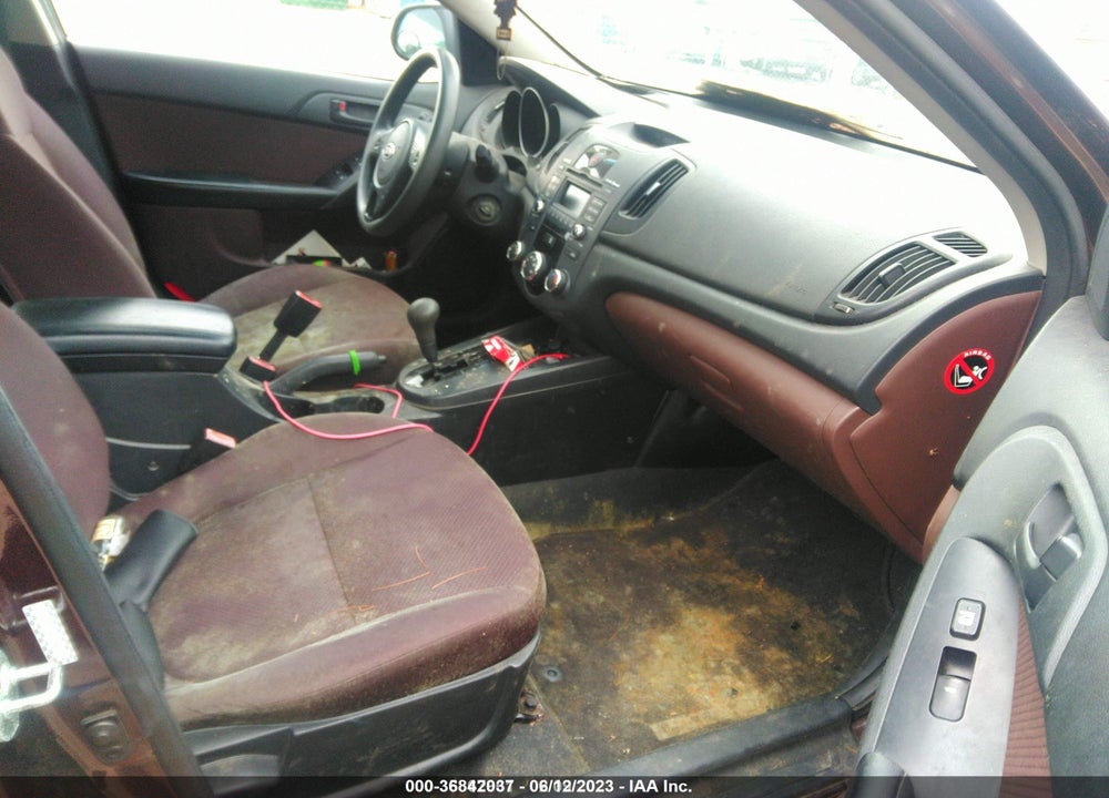 2010 KIA FORTE VIN: KNAFU4A21A5124897