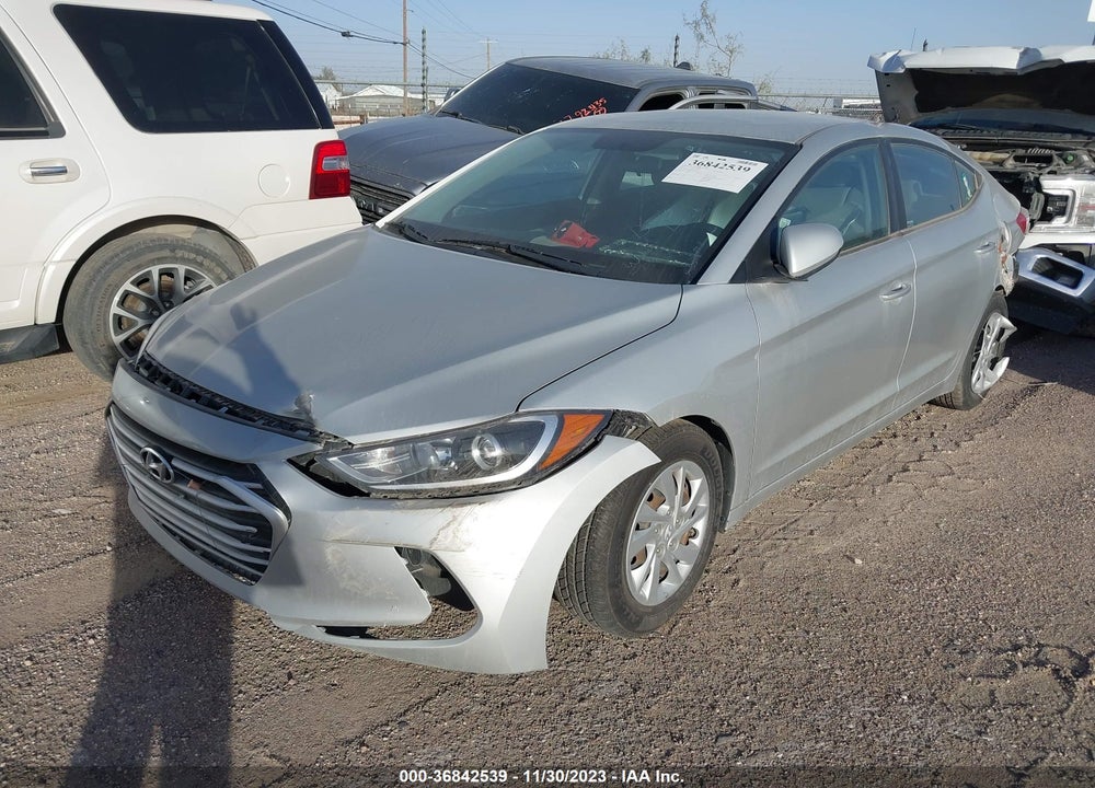 2018 HYUNDAI ELANTRA SE VIN: 5NPD74LF3JH218457