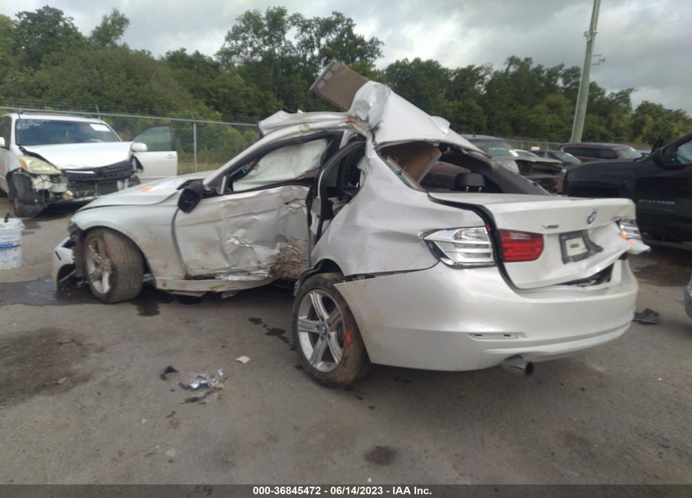2014 BMW 3 SERIES VIN: WBA3C3G53ENS67762