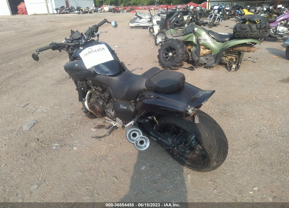 2013 YAMAHA VMX17 VIN: JYAVP29E8DA002294