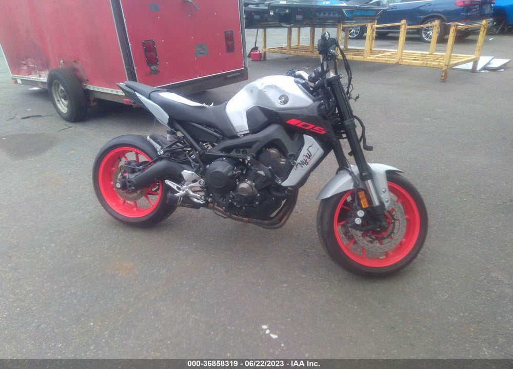 2020 YAMAHA MT09 VIN: JYARN53E5LA007128