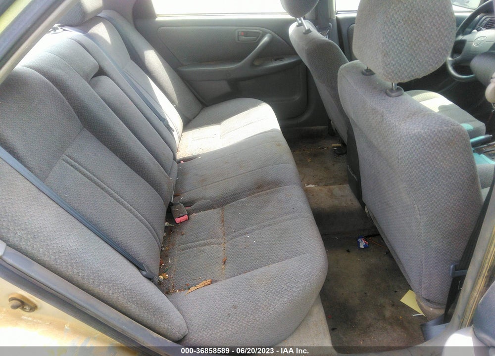 2000 TOYOTA CAMRY LE VIN: JT2BG28K6Y0434398