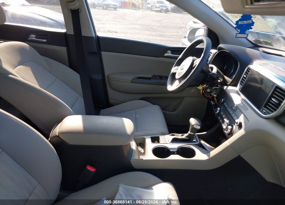 2021 KIA SPORTAGE LX VIN: KNDPM3AC4M7870456