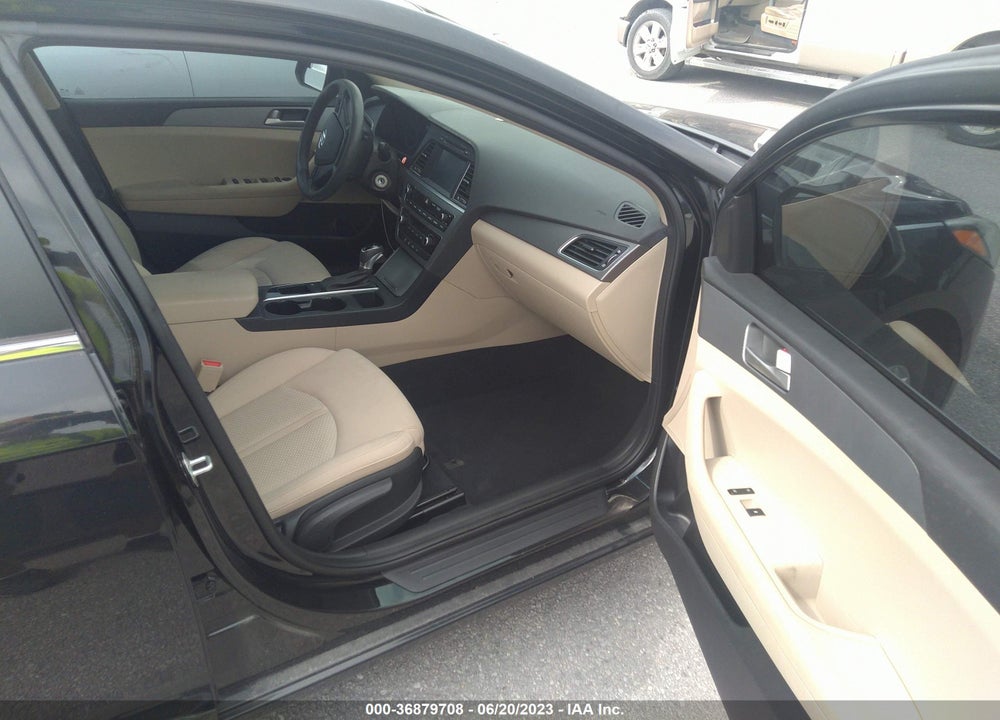 2017 HYUNDAI SONATA SE VIN: 5NPE24AF7HH496584