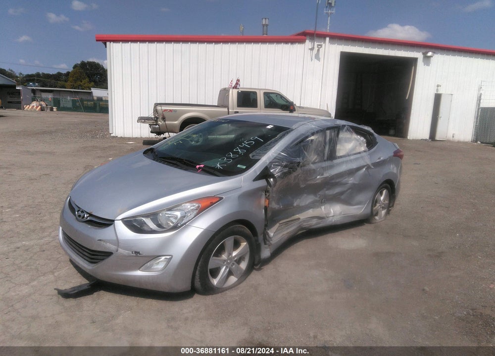 2013 HYUNDAI ELANTRA GLS VIN: 5NPDH4AE7DH388459