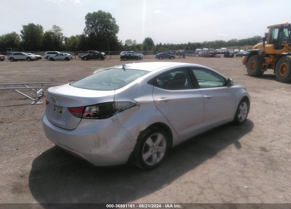 2013 HYUNDAI ELANTRA GLS VIN: 5NPDH4AE7DH388459
