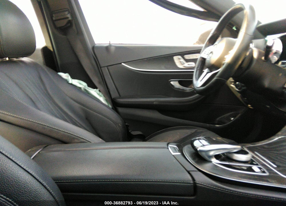 2019 MERCEDES-BENZ E 300 4MATIC VIN: WDDZF4KB9KA524438