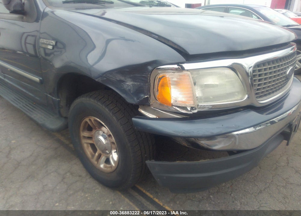 2002 FORD EXPEDITION XLT VIN: 1FMFU16L02LA85795
