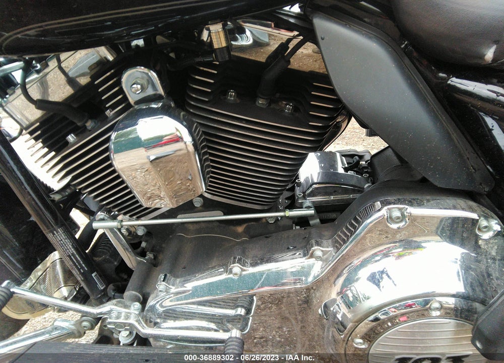 2013 HARLEY-DAVIDSON FLHTCU ULTRA CLASSIC ELECTRA GLD VIN: 1HD1FCM16DB658244