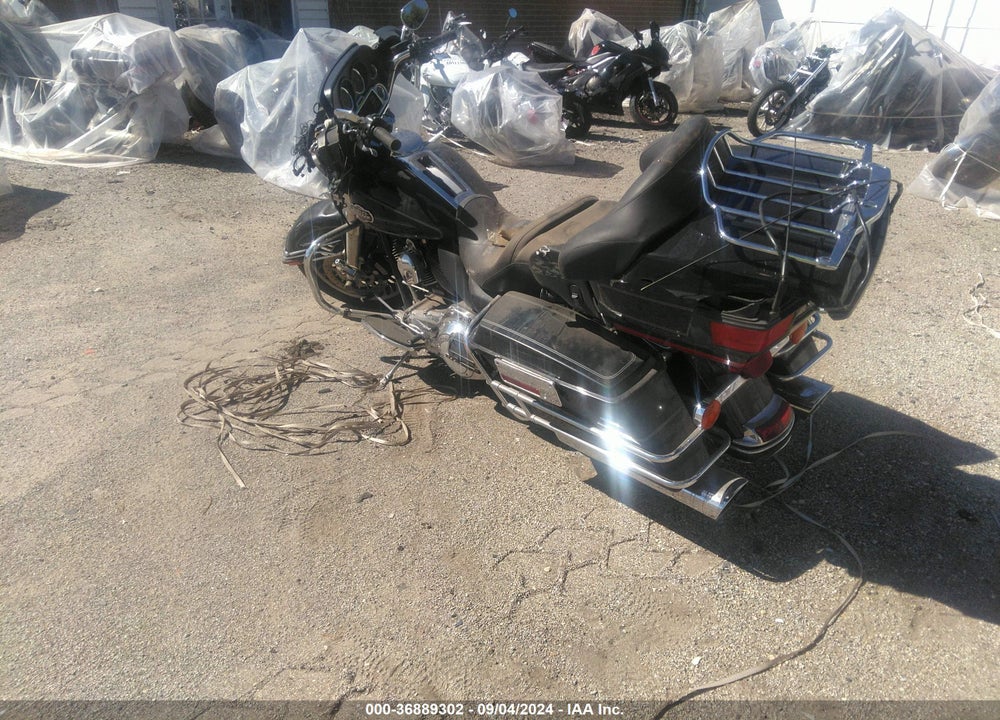 2013 HARLEY-DAVIDSON FLHTCU ULTRA CLASSIC ELECTRA GLD VIN: 1HD1FCM16DB658244