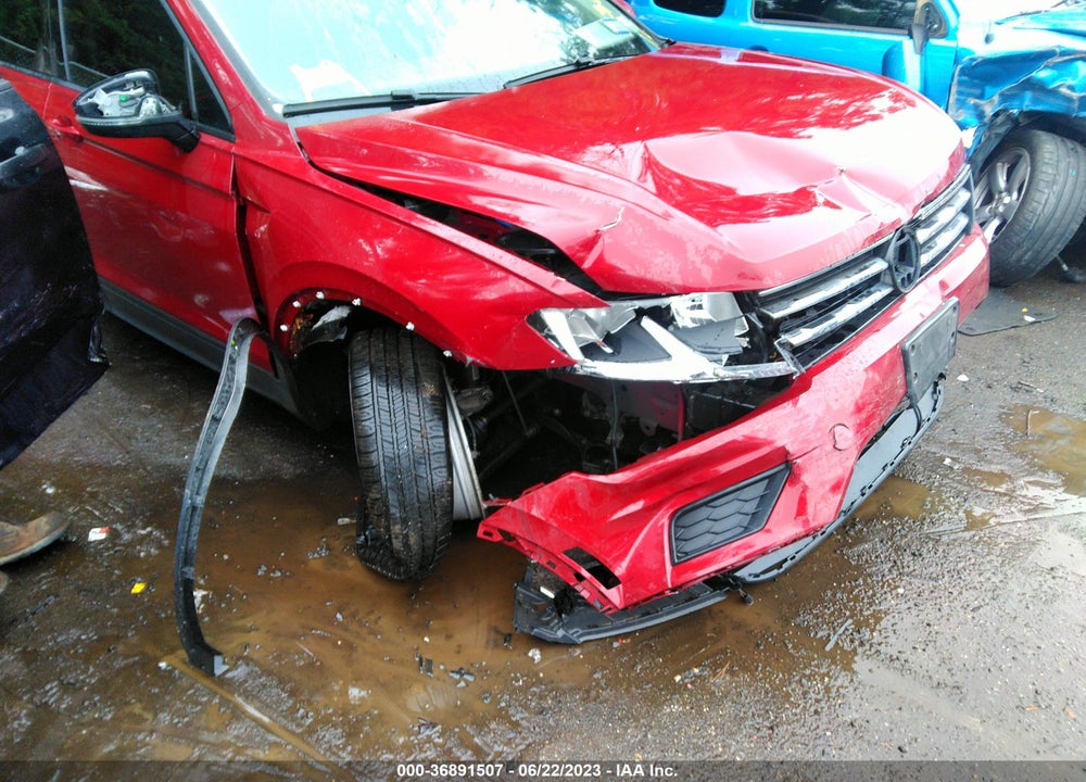 2018 VOLKSWAGEN TIGUAN 2.0T S VIN: 3VV0B7AX0JM025480