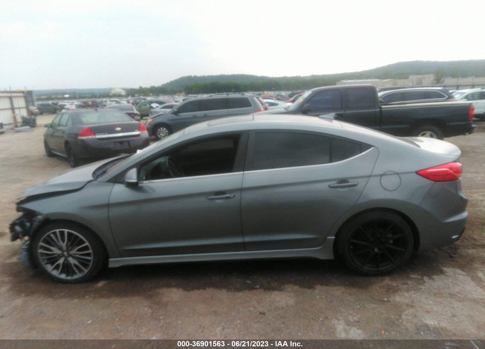 2017 HYUNDAI ELANTRA SPORT VIN: KMHD04LB8HU354354
