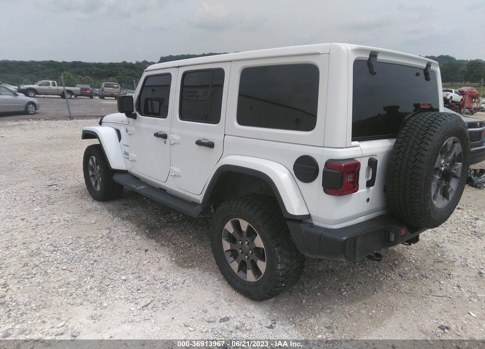 2019 JEEP WRANGLER UNLIMITED SAHARA 4X4 VIN: 1C4HJXEGXKW608137