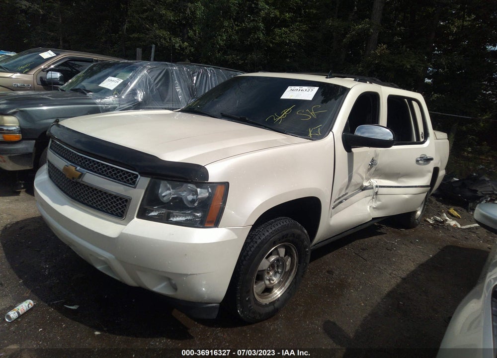 2013 CHEVROLET AVALANCHE LTZ VIN: 3GNTKGE7XDG271310