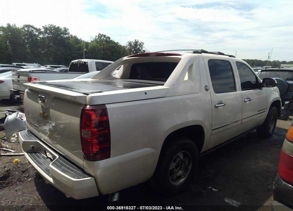 2013 CHEVROLET AVALANCHE LTZ VIN: 3GNTKGE7XDG271310