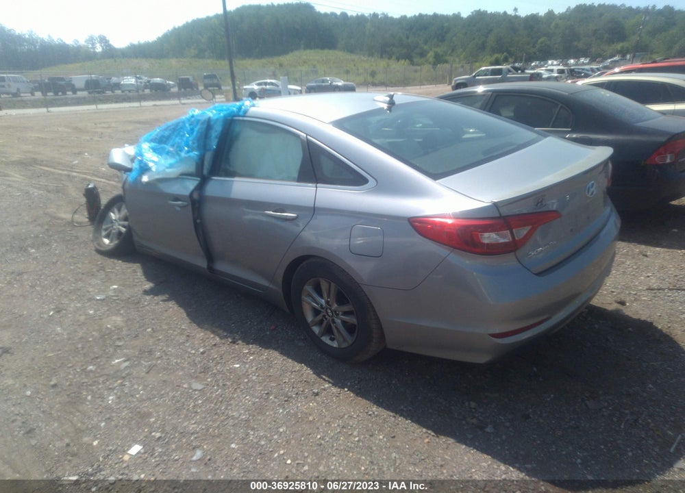 2015 HYUNDAI SONATA SE VIN: 5NPE24AF7FH186979