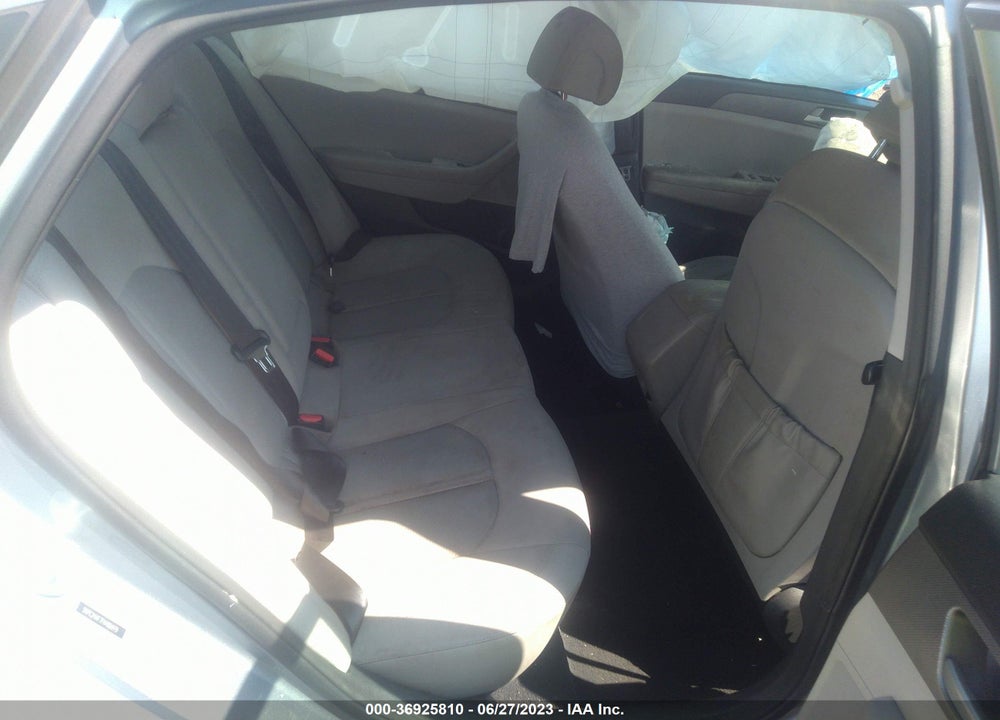 2015 HYUNDAI SONATA SE VIN: 5NPE24AF7FH186979
