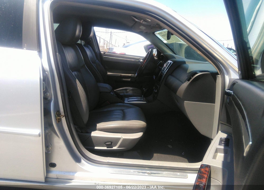 2005 CHRYSLER 300C VIN: 2C3JA63H75H691962